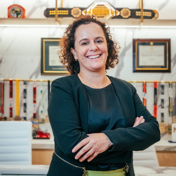 Dra. Renata Rodrigues Teixeira de Castro